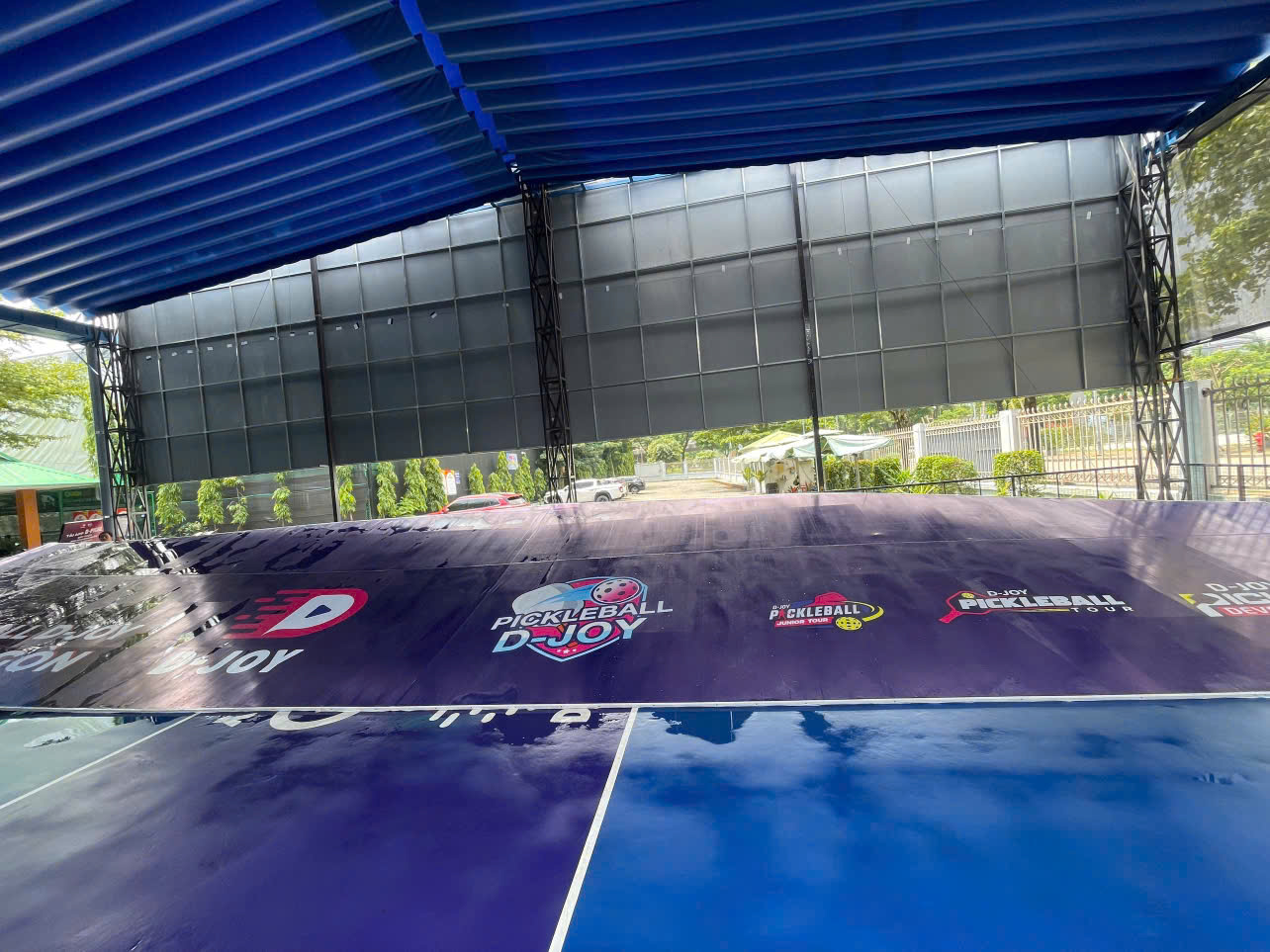 thi công mái che sân pickleball