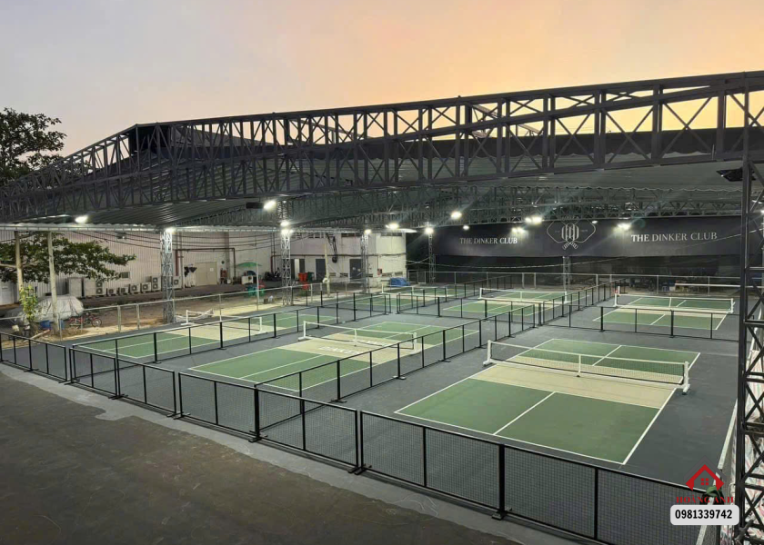Thi Công PICKLEBALL The DinKer - Him Lam Quận 7 